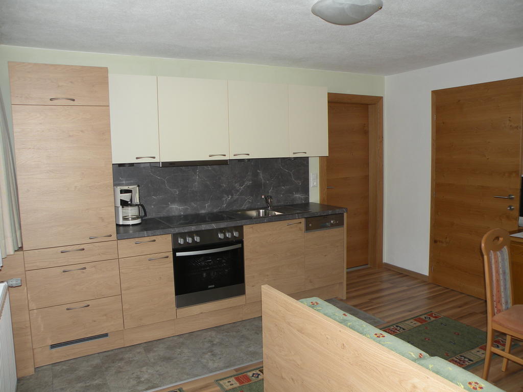 Haus Lutz Apartamento Prutz Quarto foto